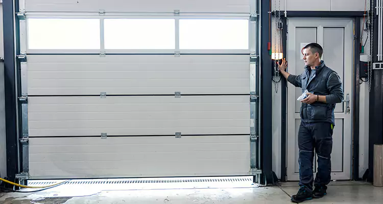 Modern Overhead Door Repair in Dunedin, FL
